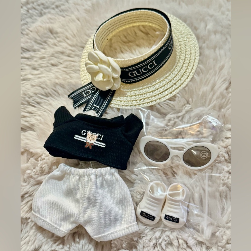 Labubu clothes and accessories- 5pcs GG outfit set with cat designed shirt